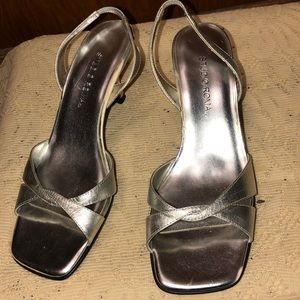 Studio Roma Women’s Metallic Silver Sandals
